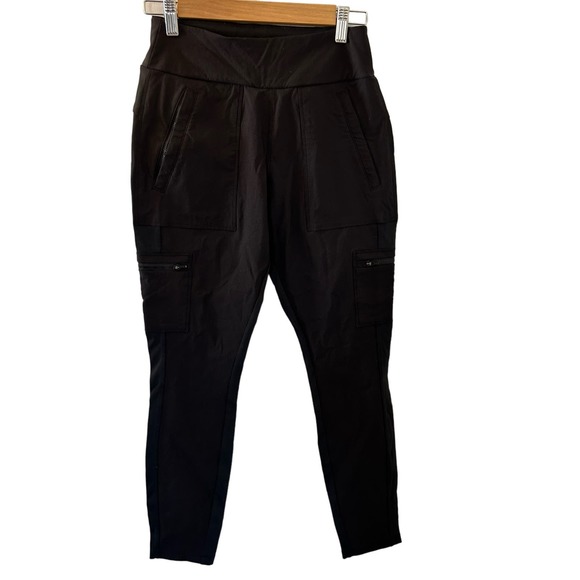 Athleta Headlands Cargo Hybrid Mid Rise Tights - Picture 2 of 10